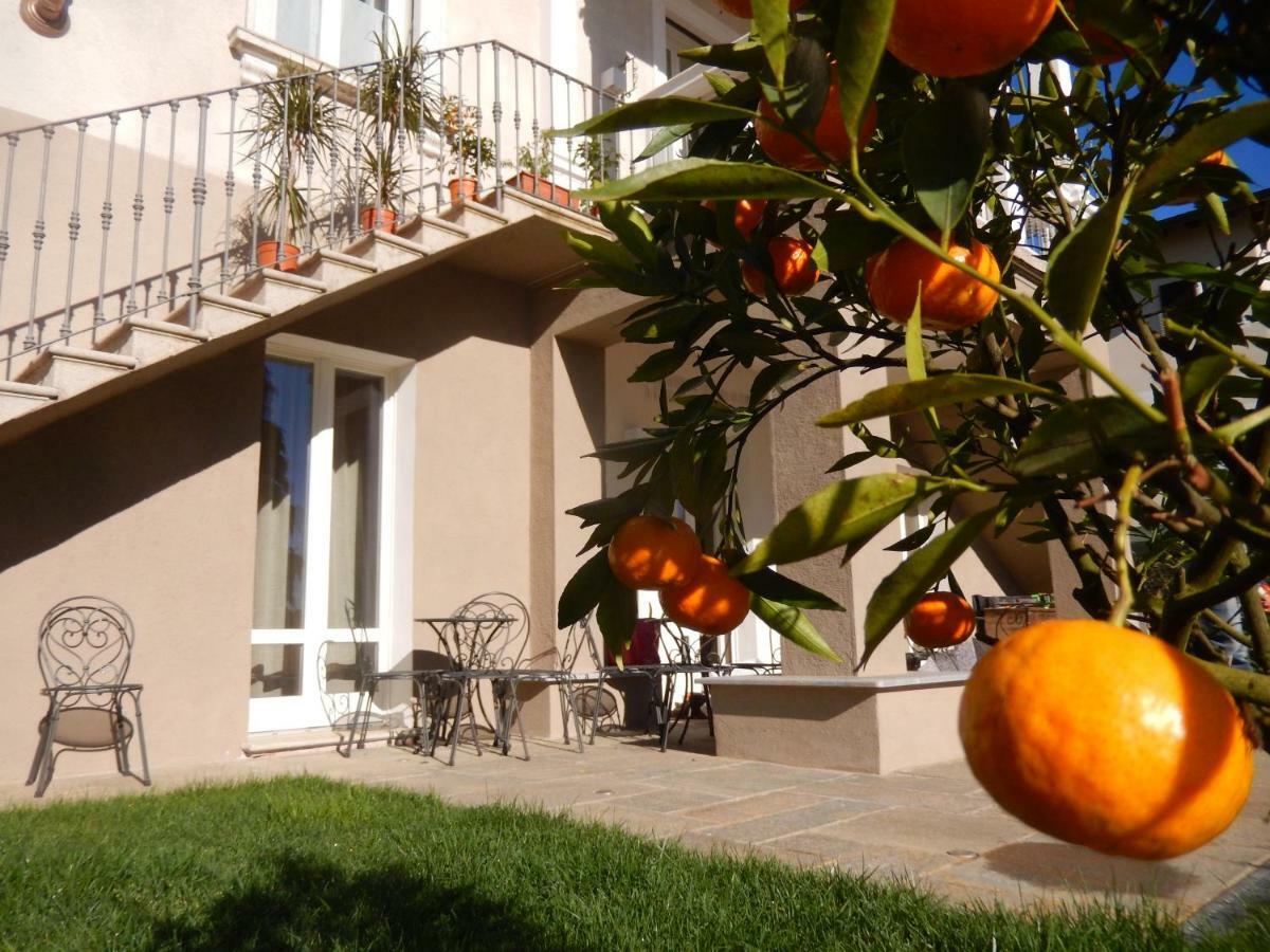 White Lilac Romantic B&B - Adults Only Arona Dış mekan fotoğraf