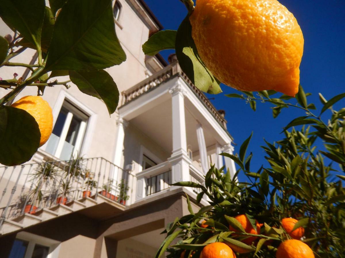 White Lilac Romantic B&B - Adults Only Arona Dış mekan fotoğraf